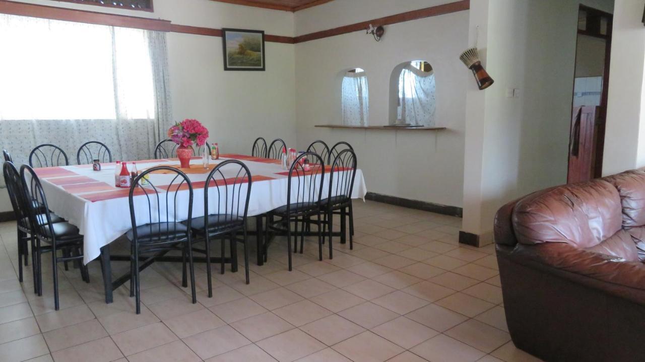 Global Village Hotel Pakwach Zewnętrze zdjęcie