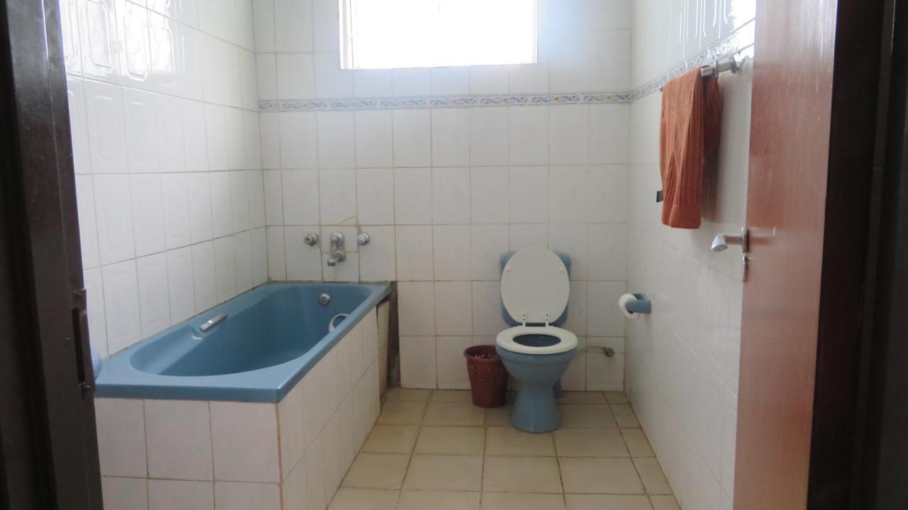 Global Village Hotel Pakwach Zewnętrze zdjęcie